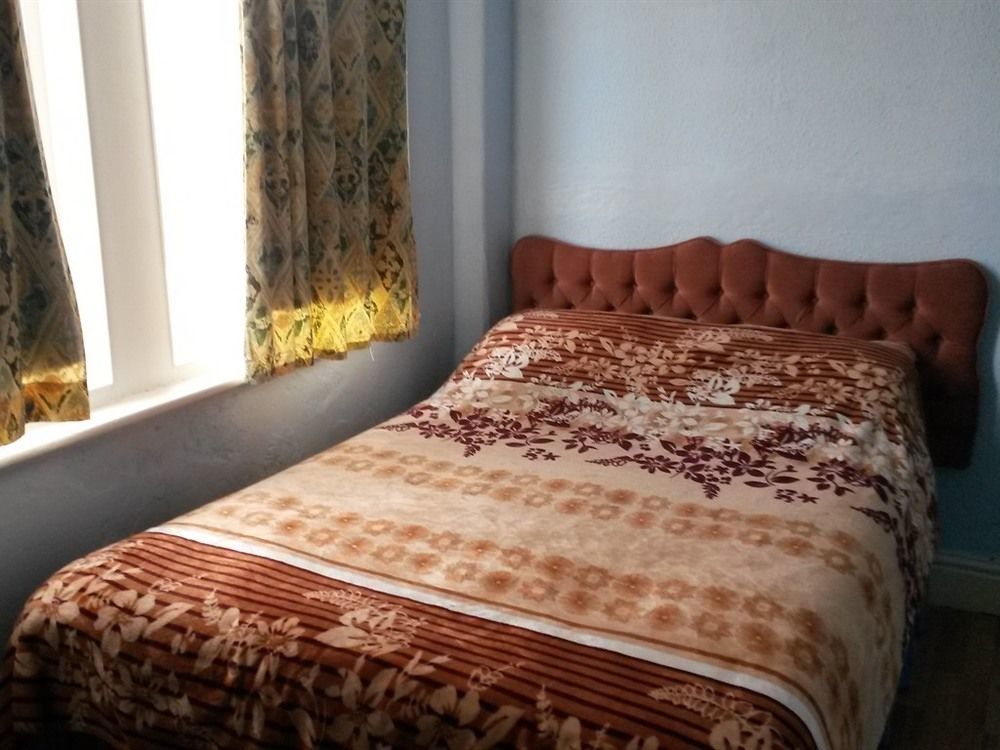 Myroomz Orchid Hotel 黑潭 外观 照片